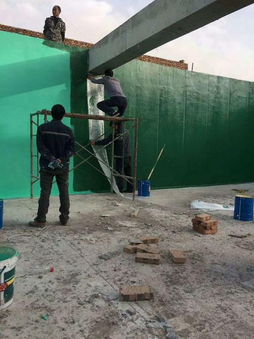 澄迈针对老旧车间地面普遍存在的起砂、裂缝问题