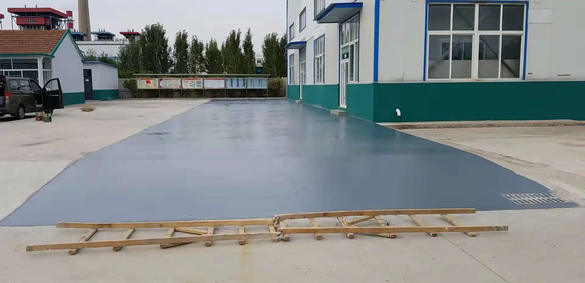 澄迈车间厂房地坪漆修补翻新